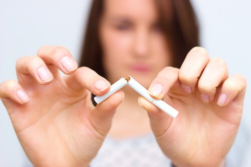 Kan kroppen din komme seg tilbake etter at du slutter å røyke? Brekk sigaretten