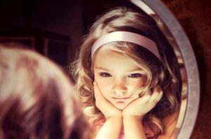 Små voksne: barn vet ting som voksne ignorerer