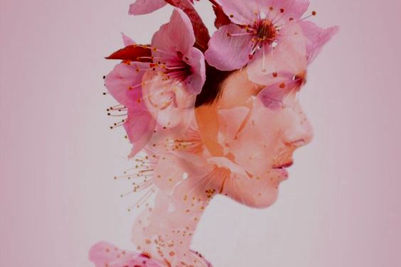 Kvinne av blomster