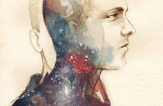 Mann bruker tips for å forbedre selvtilliten