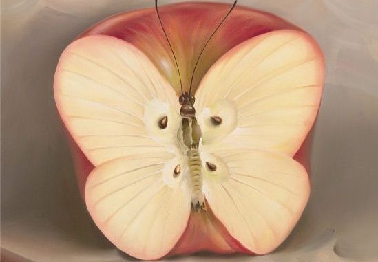 Et eple i form av en sommerfugl