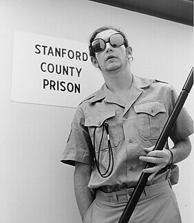 En vakt i Stanford Prison Experiment