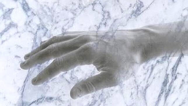 Hånd laget av marmor - illusjon