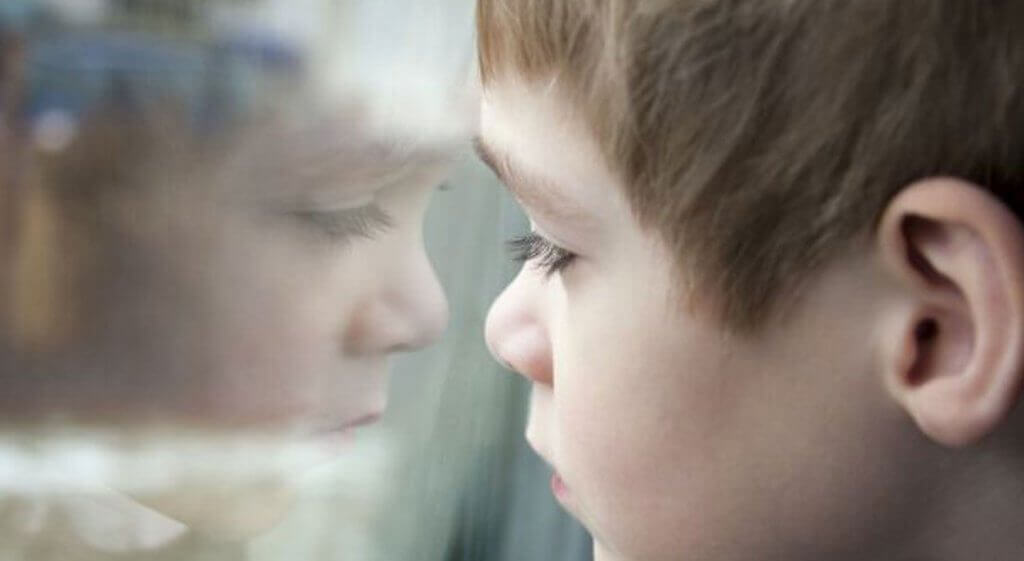 en gutt med en trist barndom, ifølge Anna Freud
