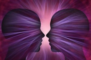 Lær hvordan du kan forbedre sexlivet ditt med mindfulness