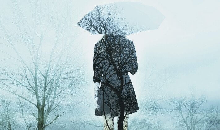 Kvinne med paraply