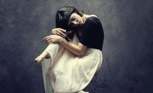 Å gjemme emosjonene dine - En tung byrde