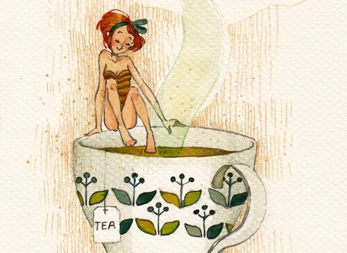 Kvinne skal bade i te