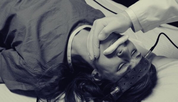 Fordelene og risikoene ved sjokkterapi