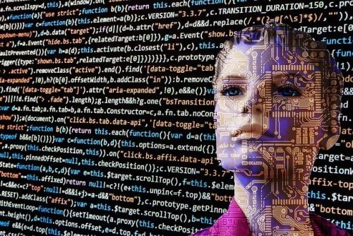 Robot som ligner ei kvinne