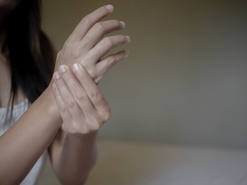 Forholdet mellom revmatoid artritt og negative følelser