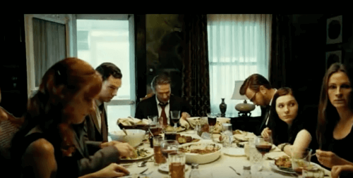 Det er tydelig at familien i August: Osage County har mange uløste og seriøse problemer.