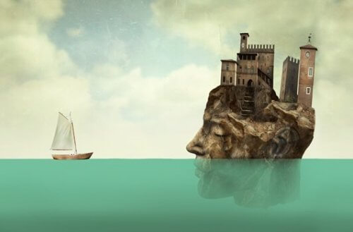En båt og en øy formet som et hode