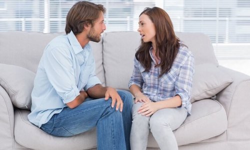 Par snakker om sine seksuelle problemer