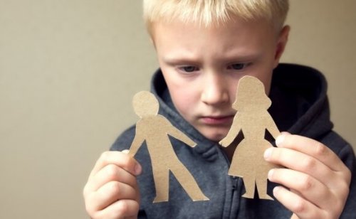 Å bruke skyld for å oppdra barn: Hva gjør det med barna?