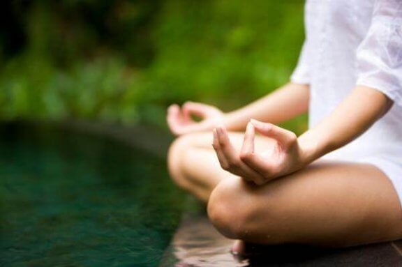 Hvordan meditasjon kan forbedre hverdagen din