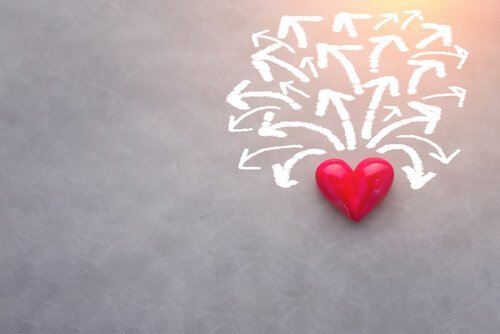 Hjerte med piler som representerer agamy