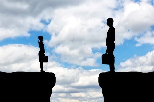 I vårt samfunn er det koblinger mellom lederskap og kvinnelig diskriminering.