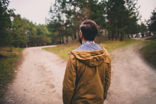 Man velger mellom to veier.