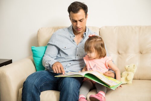 familier av enslige foreldre
