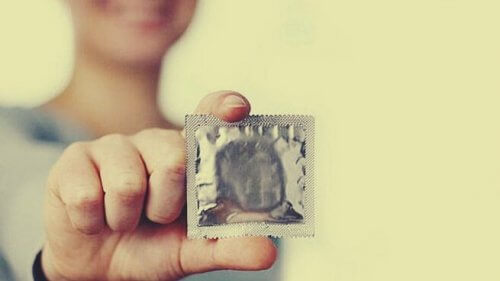 kondom for å beskytte mot seksuelt overførbare sykdommer