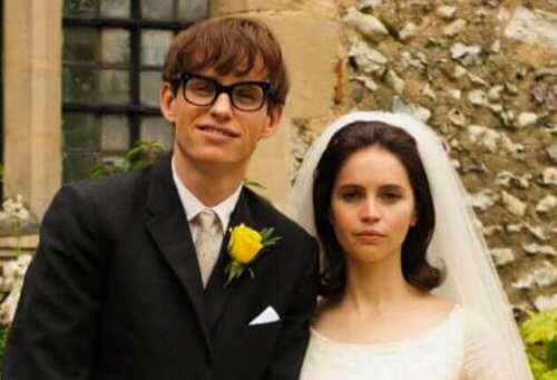 Jane spiller en nøkkelrolle i The Theory of Everything