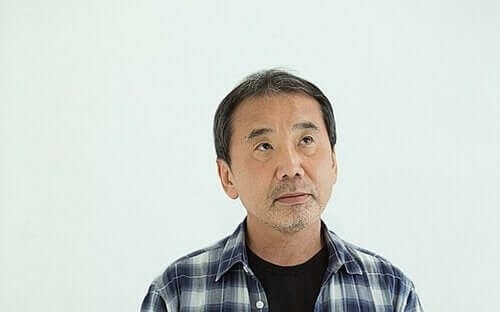 Murakami.