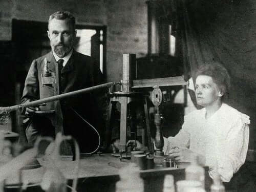 Marie Curie og mannen Pierre. 