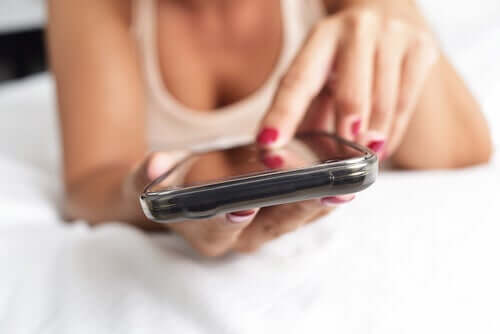 Lær om de mange mytene om sexting
