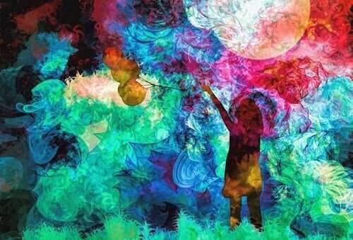 Fargerikt bilde av jente med ballonger i hånden