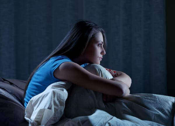 En søvngjenger kan ha problemer med å våkne ved søvngjengeri.