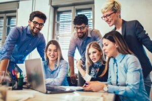 Gruppesamhold: Forholdet mellom samhold og ytelse