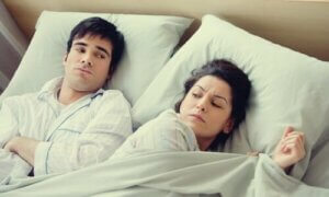 Å gå til sengs sint eller bekymret er en dårlig vane