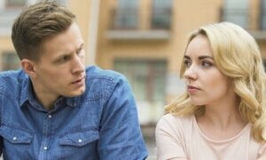 Sjalusi og passiv-aggressivitet i forhold