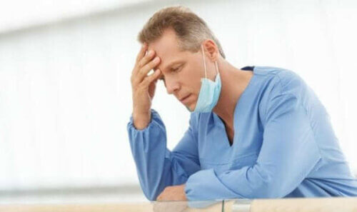 Helsearbeiderne våre: Sliten lege