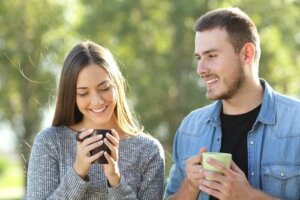 Hva ligger bak overdreven beskjedenhet?