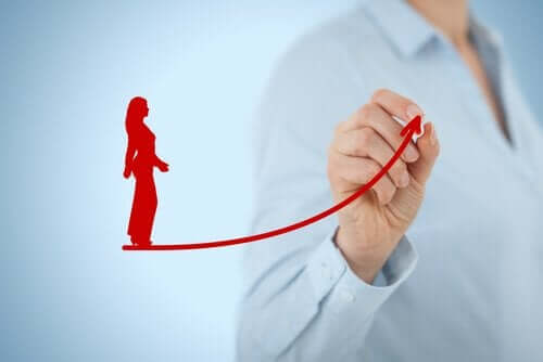 En tegning av en kvinne som går oppover