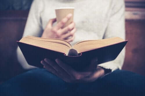 Den magiske effekten lesing har på hjernen vår.