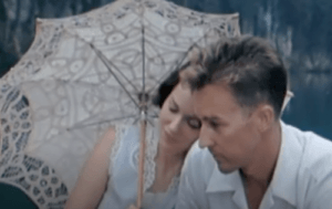 Kjærlighetens slør: Den paradoksale naturen til menneskers relasjoner