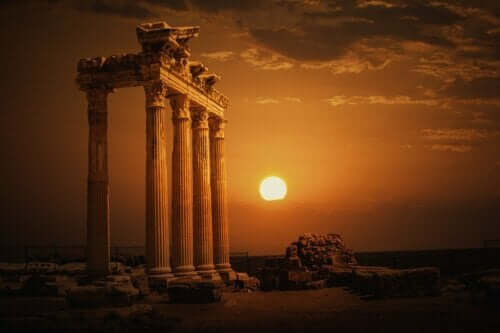 Templet til myten om Apollo.