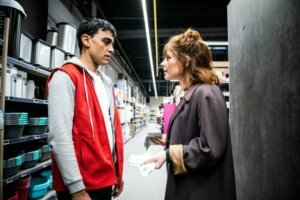 L'Effondrement (Sammenbruddet): Å bevitne systemets sammenbrudd