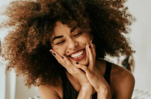 Hva er egentlig de såkalte lykkehormonene?