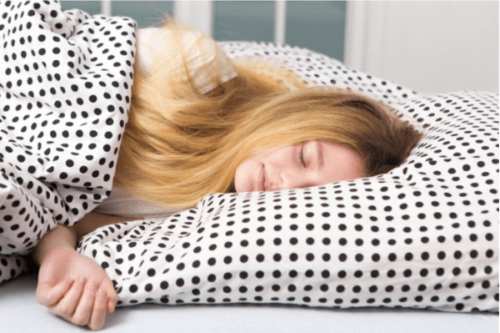 Tenåringer og søvn: Hvorfor trenger de så mye av det?