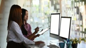 Kollektivt lederskap, en fremtidig ledelsesmodell for arbeidsplassen?