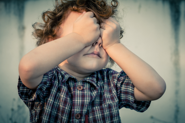 Åtte vanlige symptomer på angst hos barn