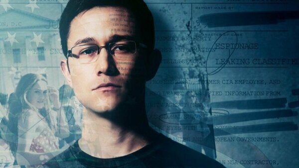 Snowden, en film om å spionere over internett