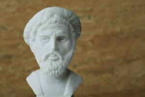 Seks kjente sitater fra Pytagoras