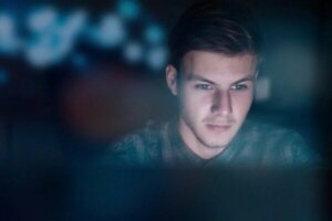 Nettpornografi og seksuell vold henger sammen