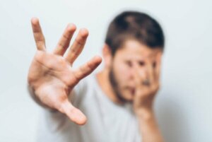 Vet du hvordan du gjenkjenner og håndterer et panikkanfall?