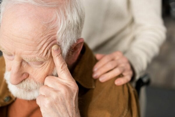 Kognitiv svikt hos eldre voksne: normal eller patologisk aldring?
